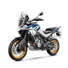 Moto 800MT Explore em azul.
